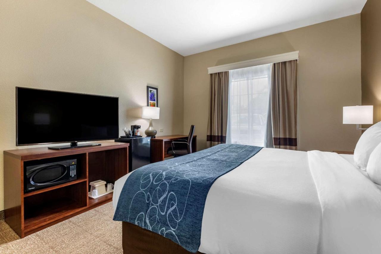 Comfort Inn & Suites Париж Екстериор снимка