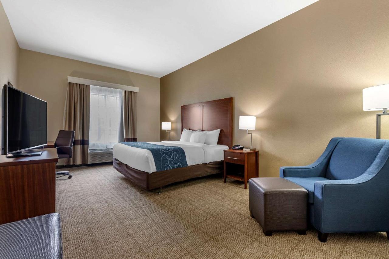 Comfort Inn & Suites Париж Екстериор снимка