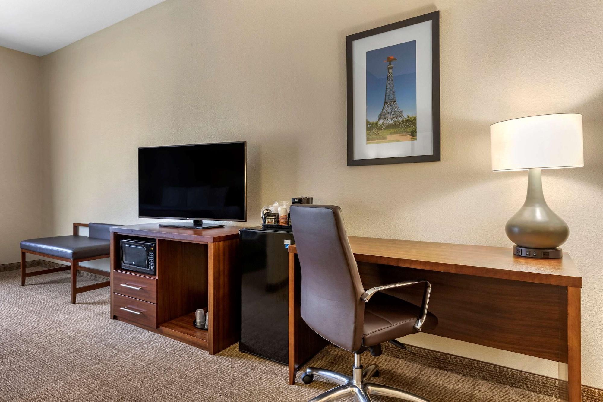 Comfort Inn & Suites Париж Екстериор снимка